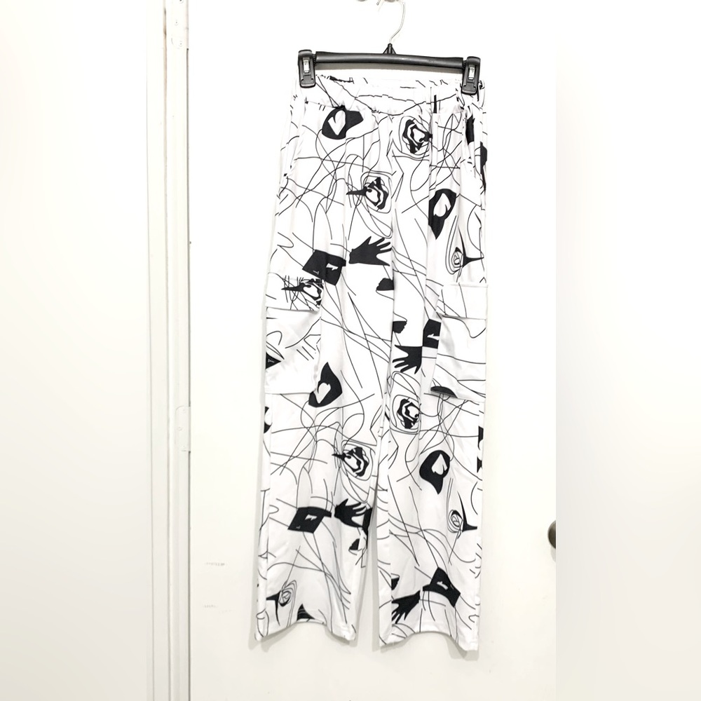Pants black & white wide leg size XL